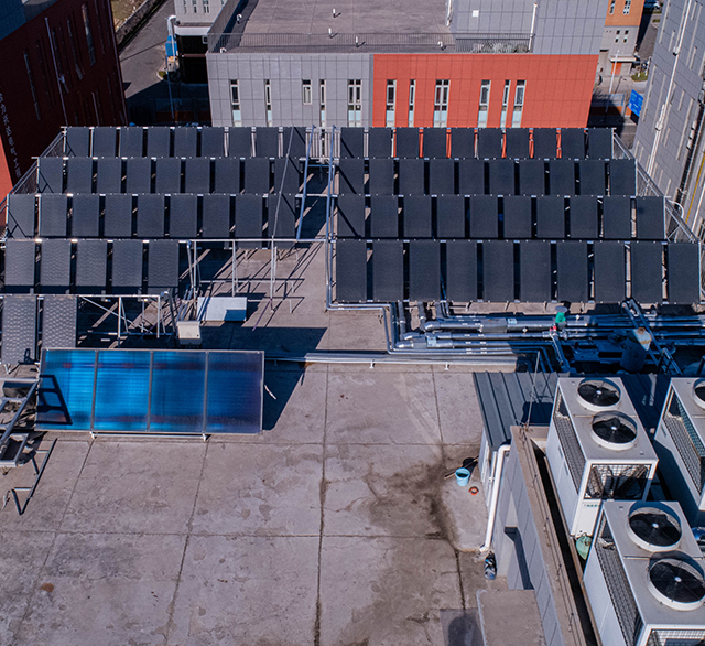 太陽能+空氣源熱泵三聯供系統